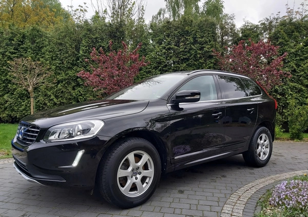 Volvo XC 60 cena 70000 przebieg: 130000, rok produkcji 2016 z Przysucha małe 436